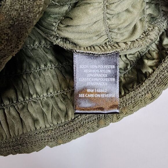 4X 26W Torrid Green Dot Mesh Square Neck Crop Top Smocked Puff Sleeve Garden fai - Picture 3 of 7